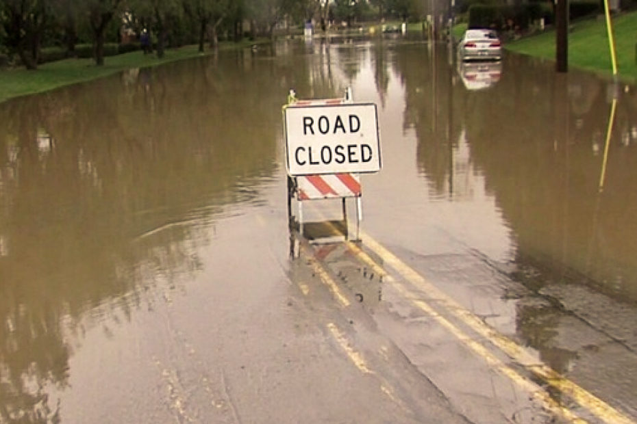 Staying safe in severe weather, flooding, flash floods.