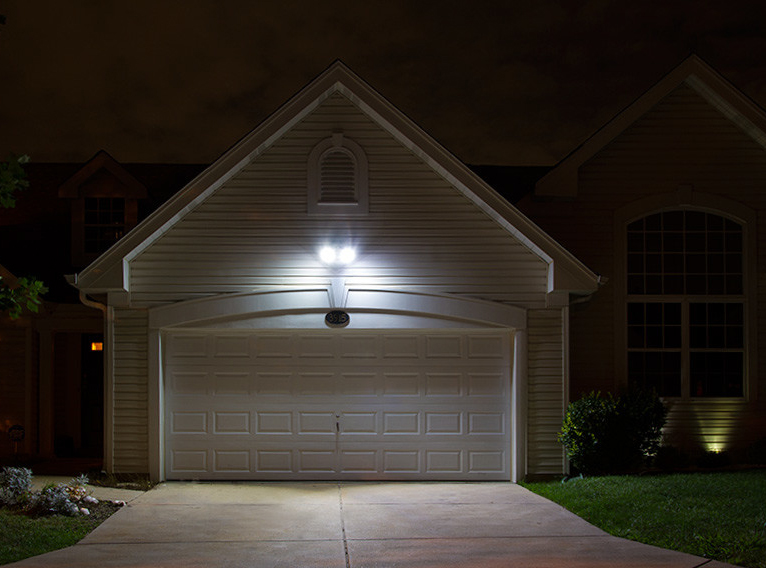 3 Floodlights - garage-driveway